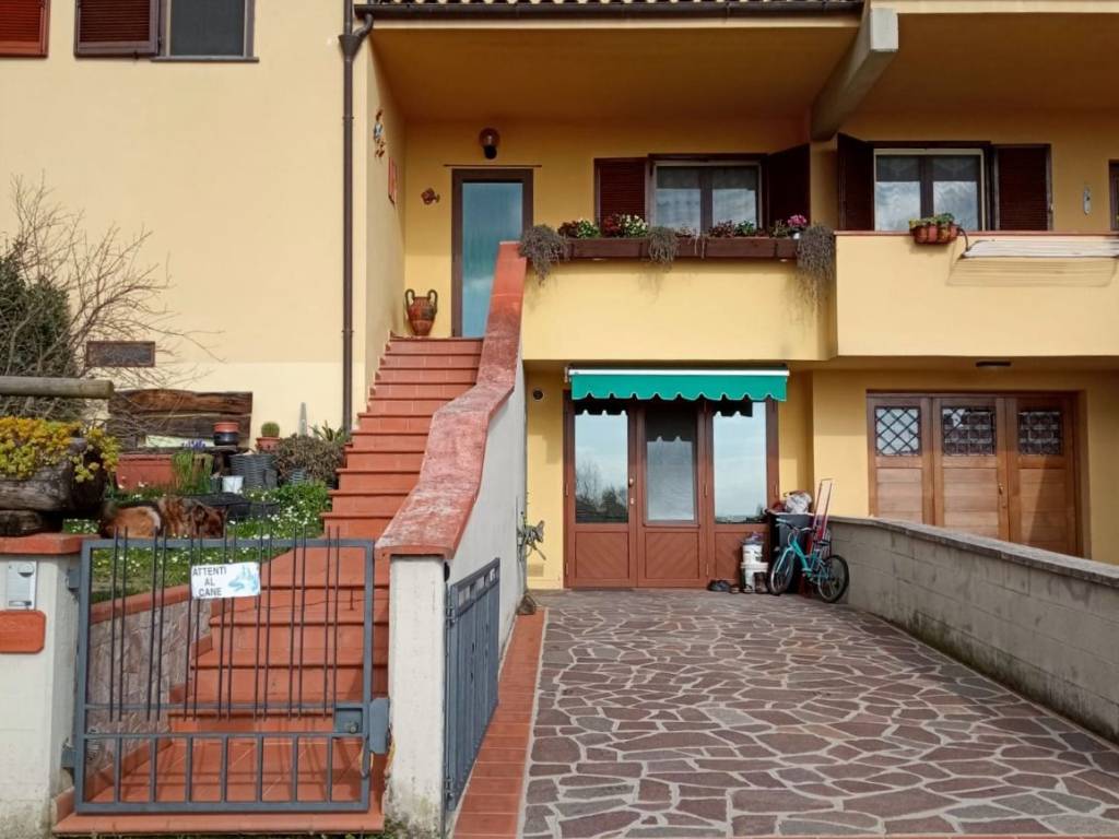 Villetta a schiera a Pistoia in Via di Pieve a Cella Nuova - Foto 2