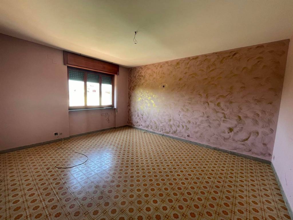 Villa a Castel volturno in VIALE STEFANO DA VERONA, 5 - Foto 3