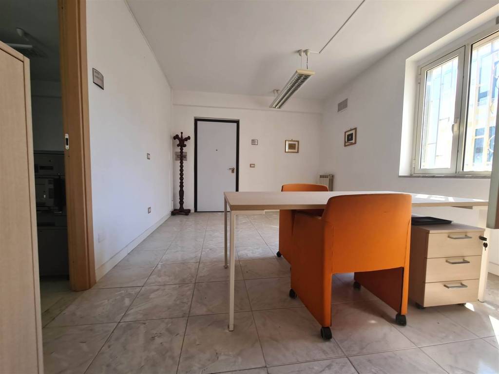 Immobile a Santa maria capua vetere in Via Lugnano , 7 - Foto 2