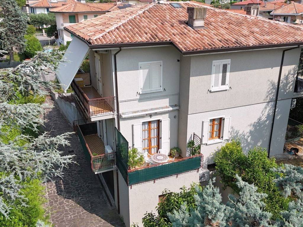 Appartamento a Sirmione in Viale Gramsci - Foto 4