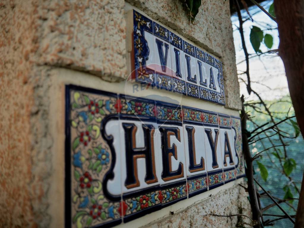 Villa a Pietrasanta in Via Sardegna, 16 - Foto 2