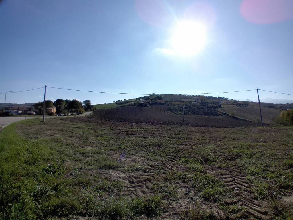 Terreno a Manoppello in Via Don Rocco D'Alessandro, 47 - Foto 3