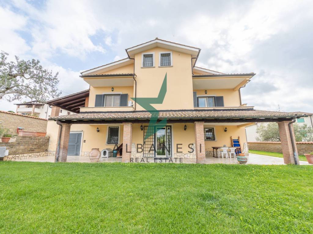 Villa a Roma in Via della Stazione di Cesano - Foto 2