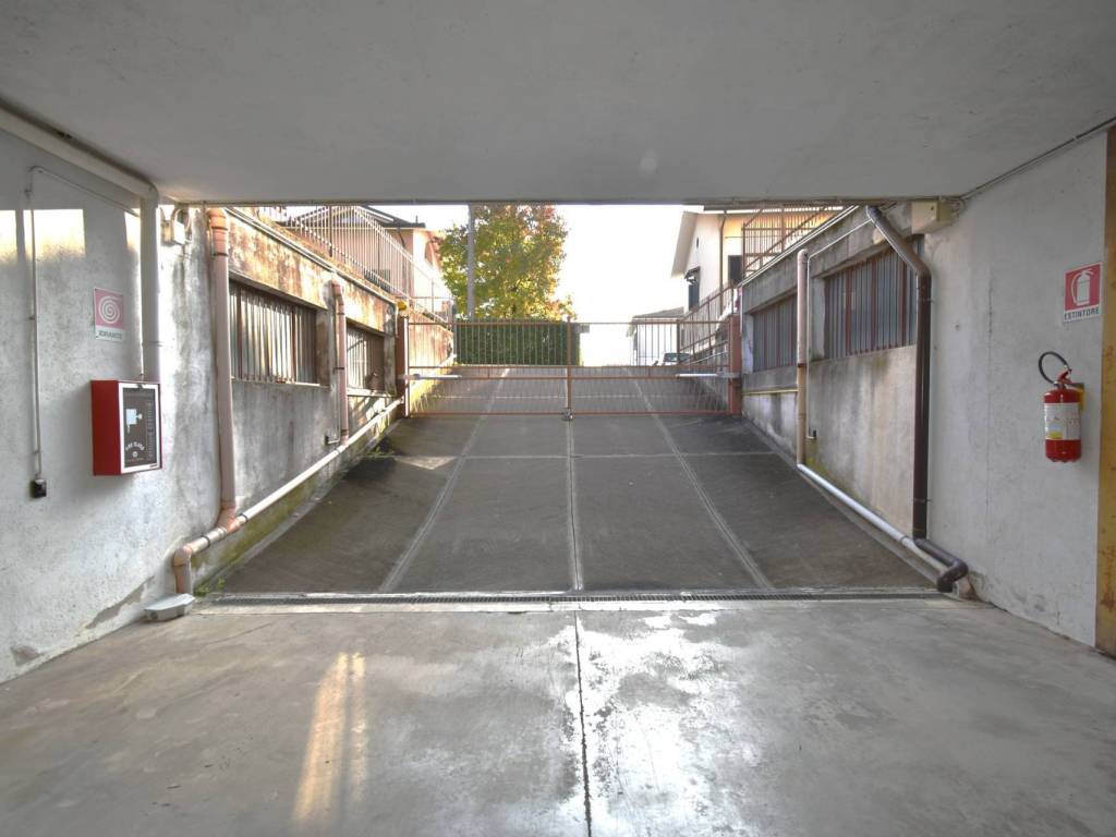 Box / garage a Verderio in VIA 4 NOVEMBRE, 3 - Foto 3