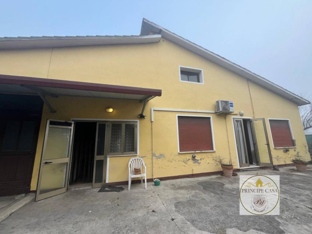 Casa indipendente a Pozzonovo in Via Fanzaghe - Foto 2