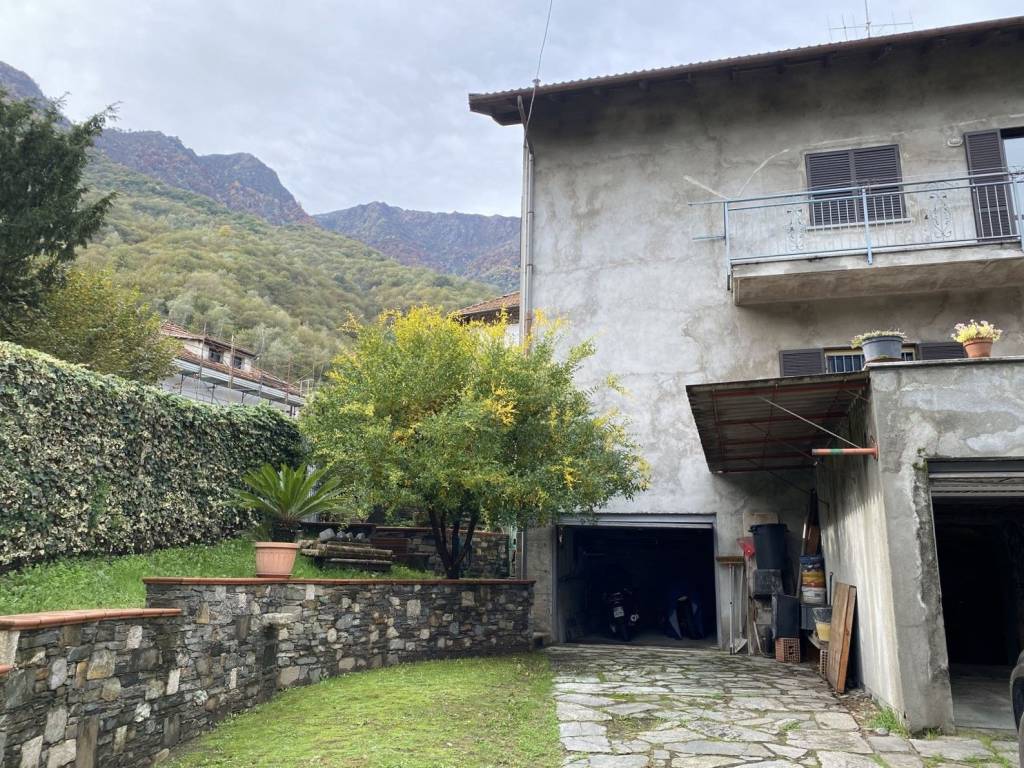 Casa indipendente a Pieve vergonte in Via Dottor Giovanni Cicoletti, 41 - Foto 2
