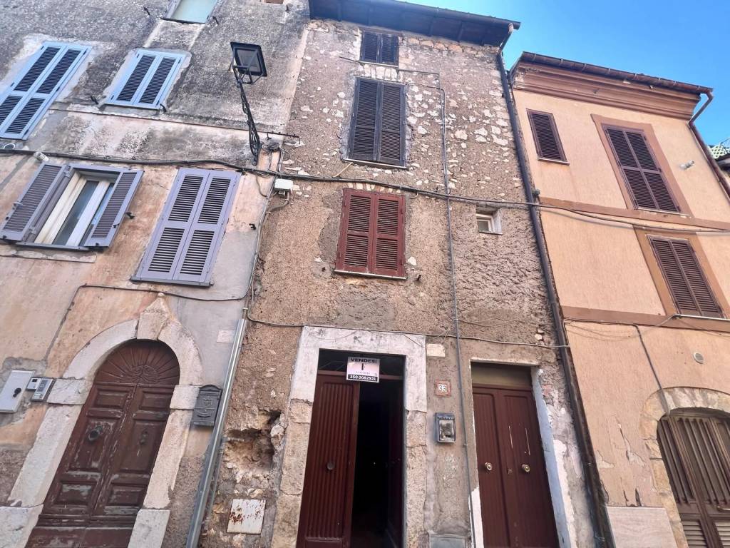Appartamento a Acuto in Corso Umberto, 33 - Foto 2