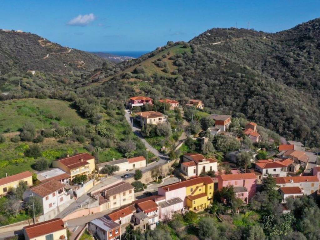 Casa indipendente a Torpè - Foto 2