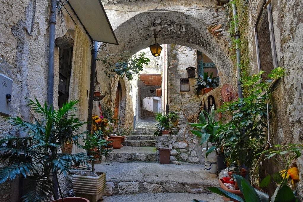 Casa indipendente a Formia in Via Sant'Antonio Abate, 35 - Foto 2
