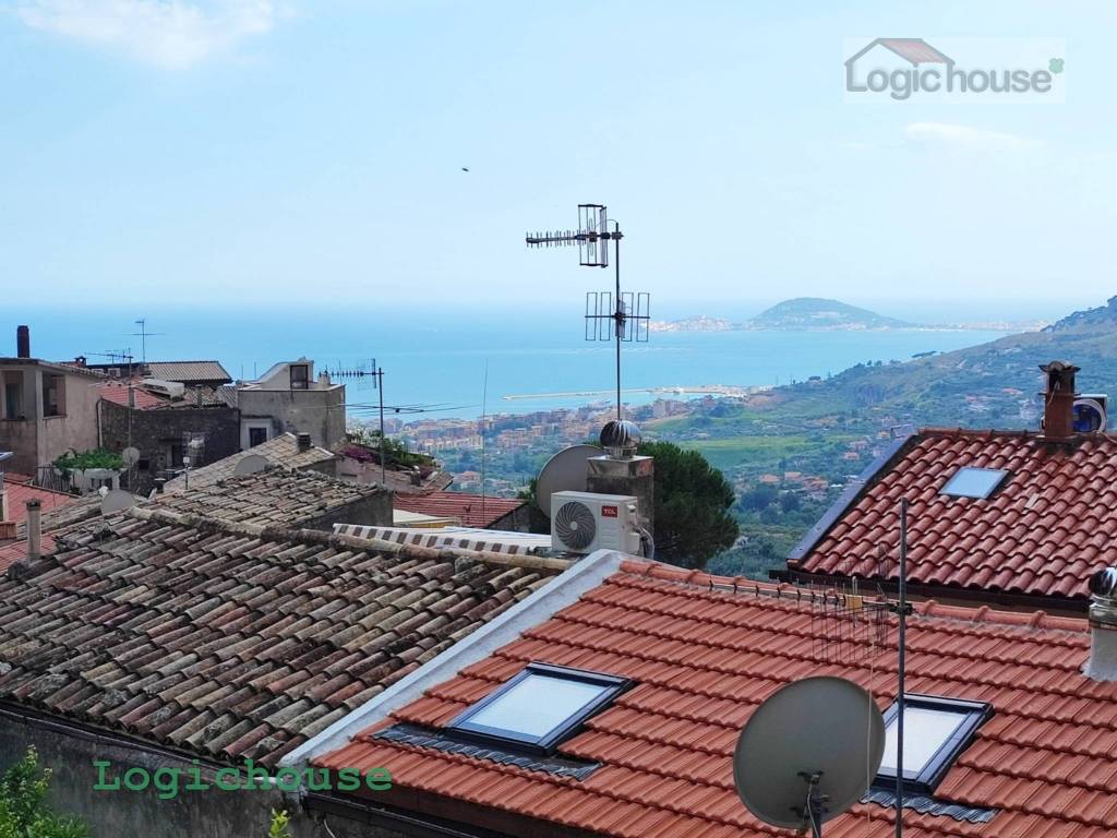 Casa indipendente a Formia in Via Sant'Antonio Abate, 35 - Foto 3