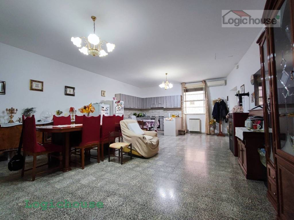 Casa indipendente a Formia in Via Sant'Antonio Abate, 35 - Foto 5