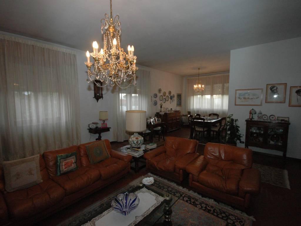 Villa a Capannori in via sottomonte - Foto 4