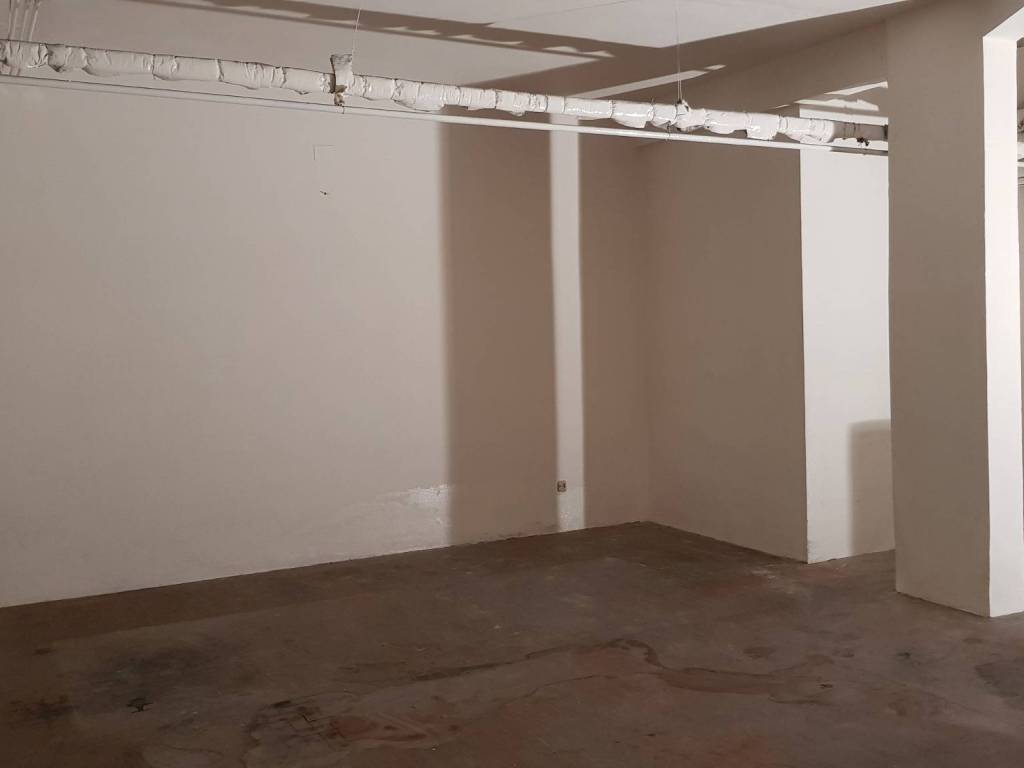 Box / garage a Pescara in Via Renato Paolini, 96 - Foto 2