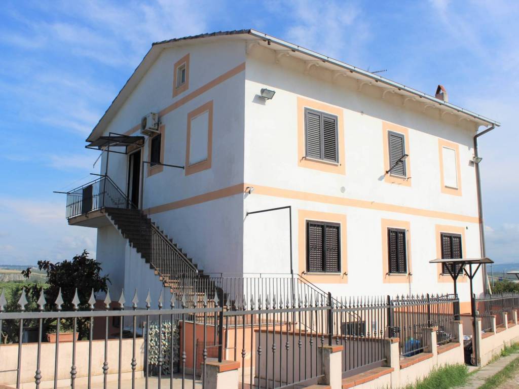 Casa indipendente a San salvo in Contrada Colle Martino - Foto 2