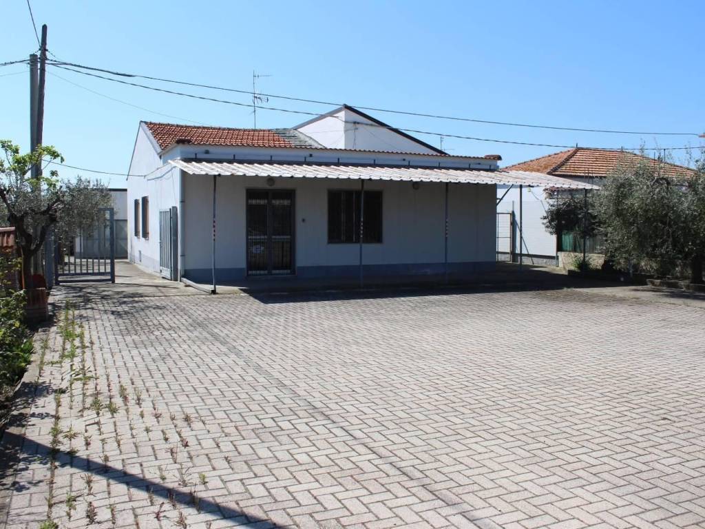 Casa indipendente a Vasto in Statale 16 Adriatica - Foto 4