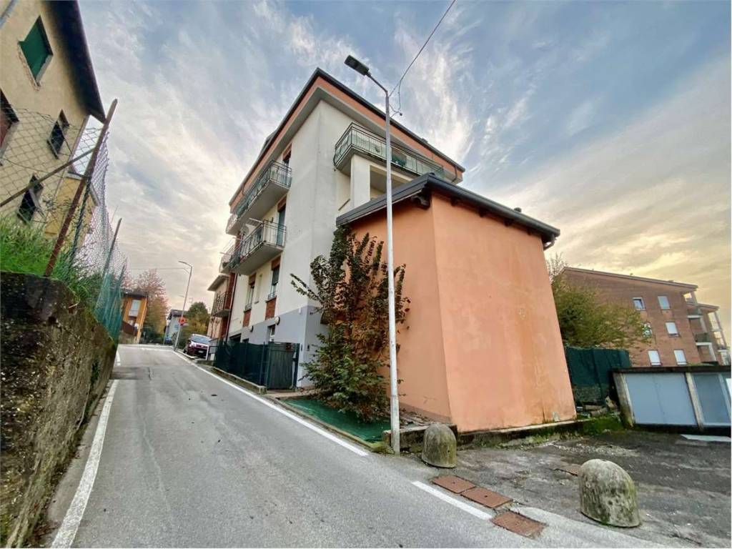Palazzo / stabile a Costa masnaga in Via Bevera, 1 - Foto 5