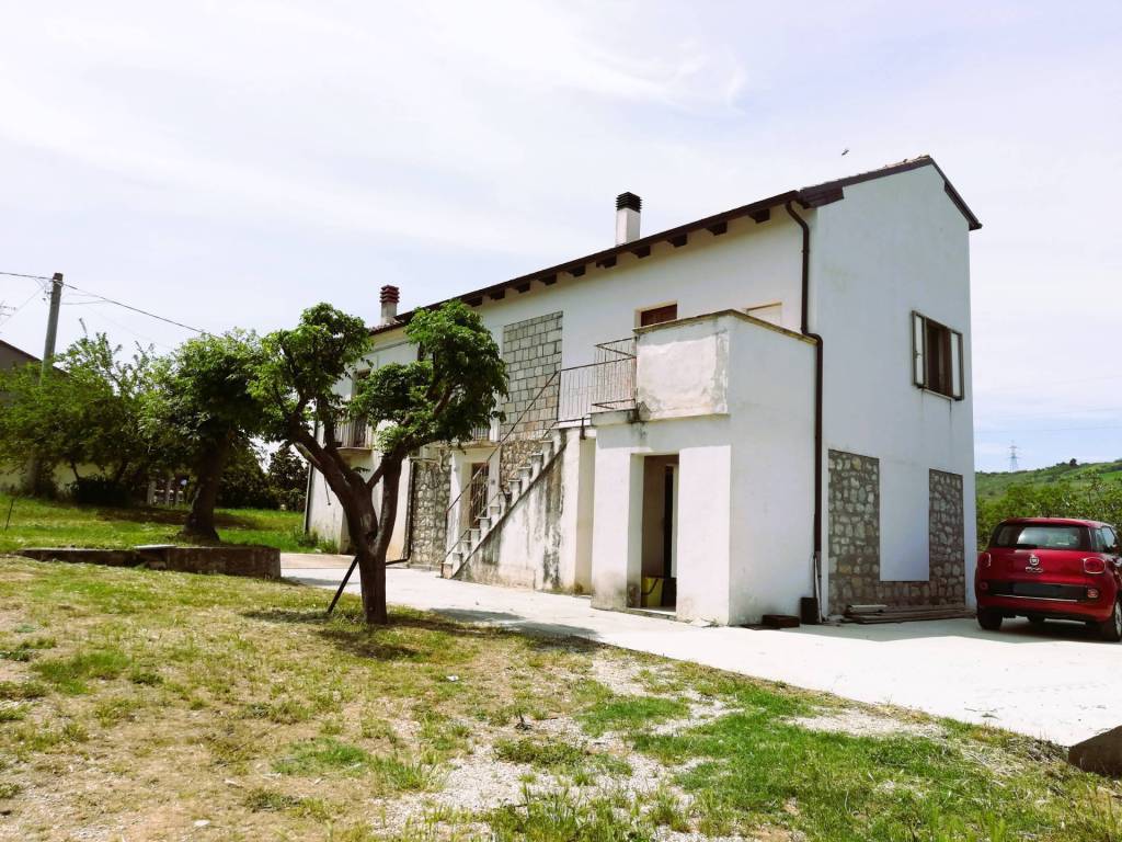 Casa indipendente a Gissi in Contrada Pianospedale, 69 - Foto 2