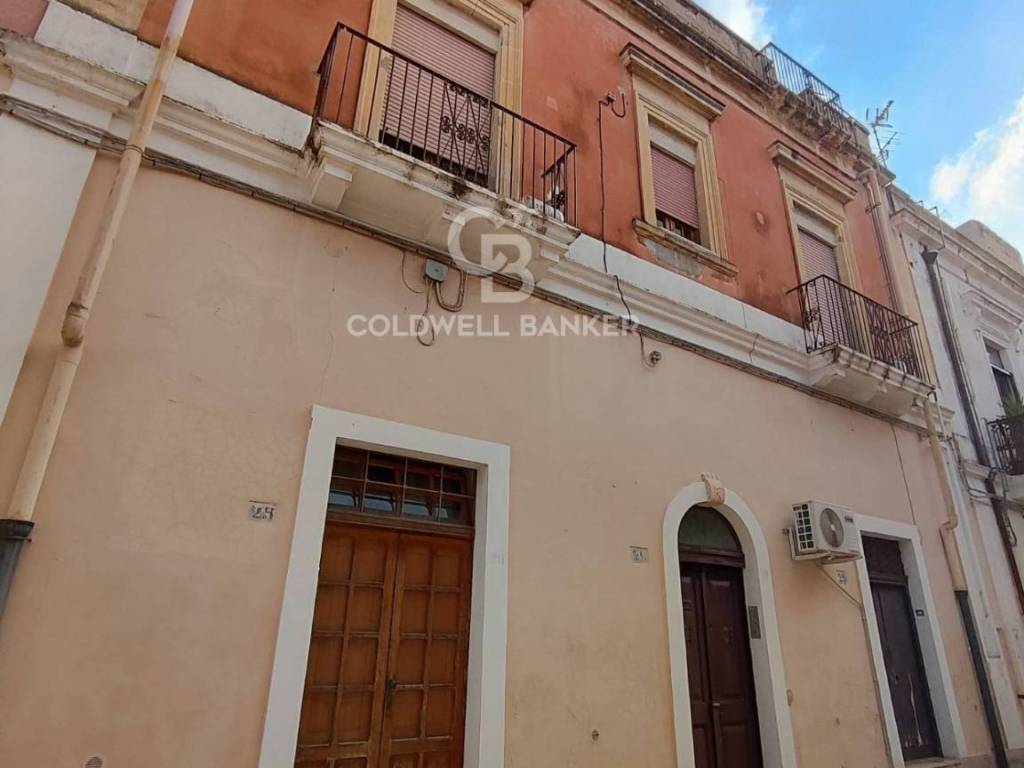 Palazzo / stabile a Brindisi in Via Bernardo de Royas - Foto 2