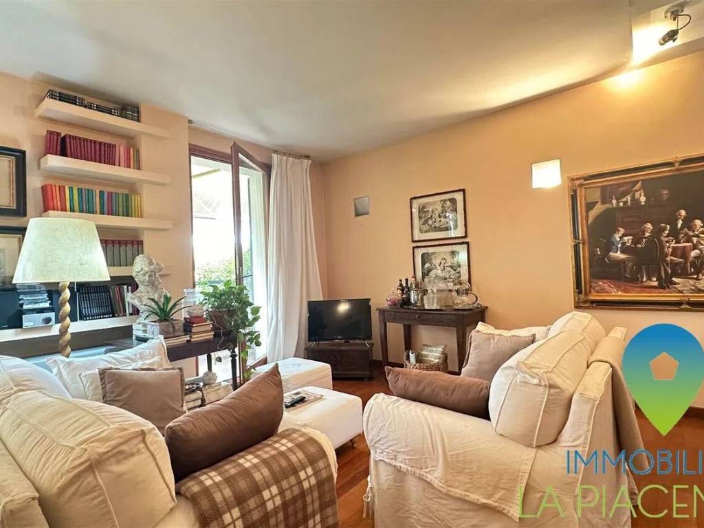 Appartamento a Piacenza in Via Tibini - Foto 3