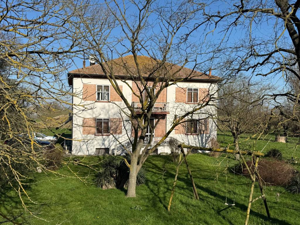 Villa a Argenta in Via Maria Margotti, 63 - Foto 2