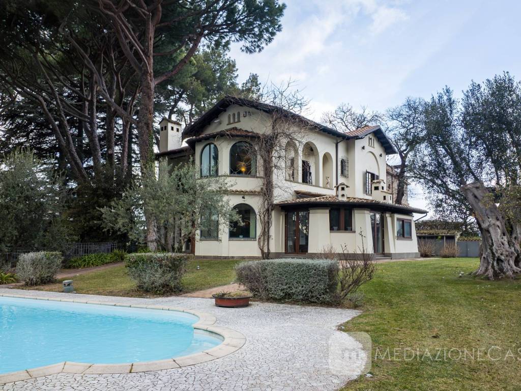 Villa a Rocca di papa in Via delle Barozze - Foto 1