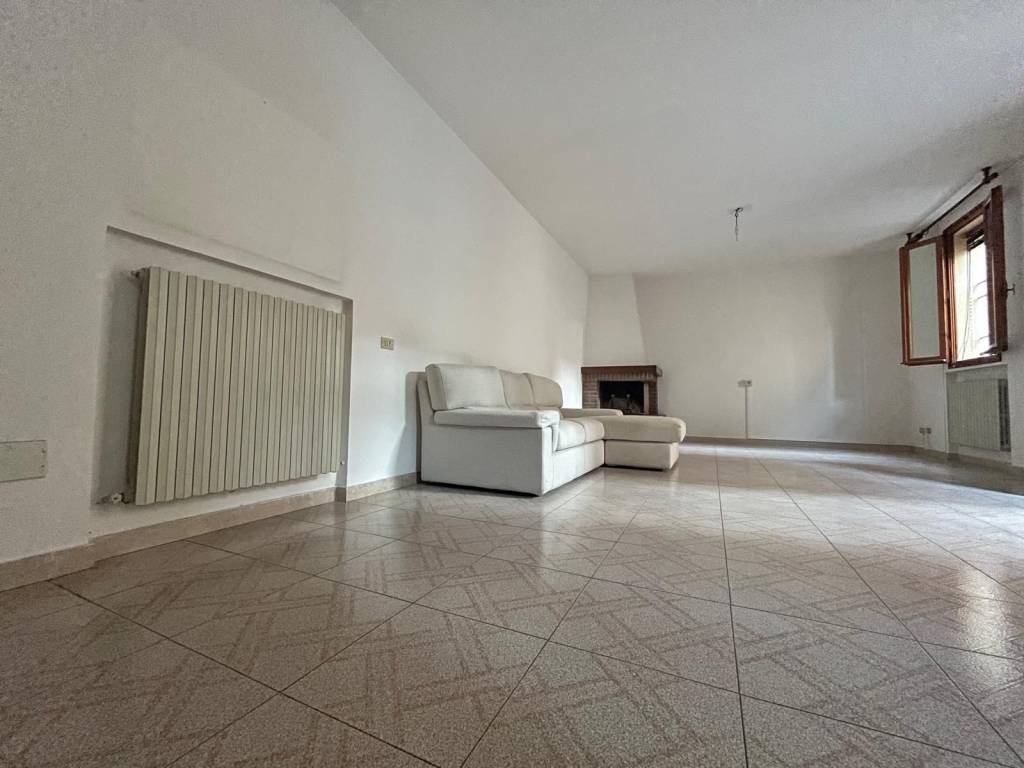Appartamento a Castelfranco emilia in Via Venezia, 8 - Foto 2