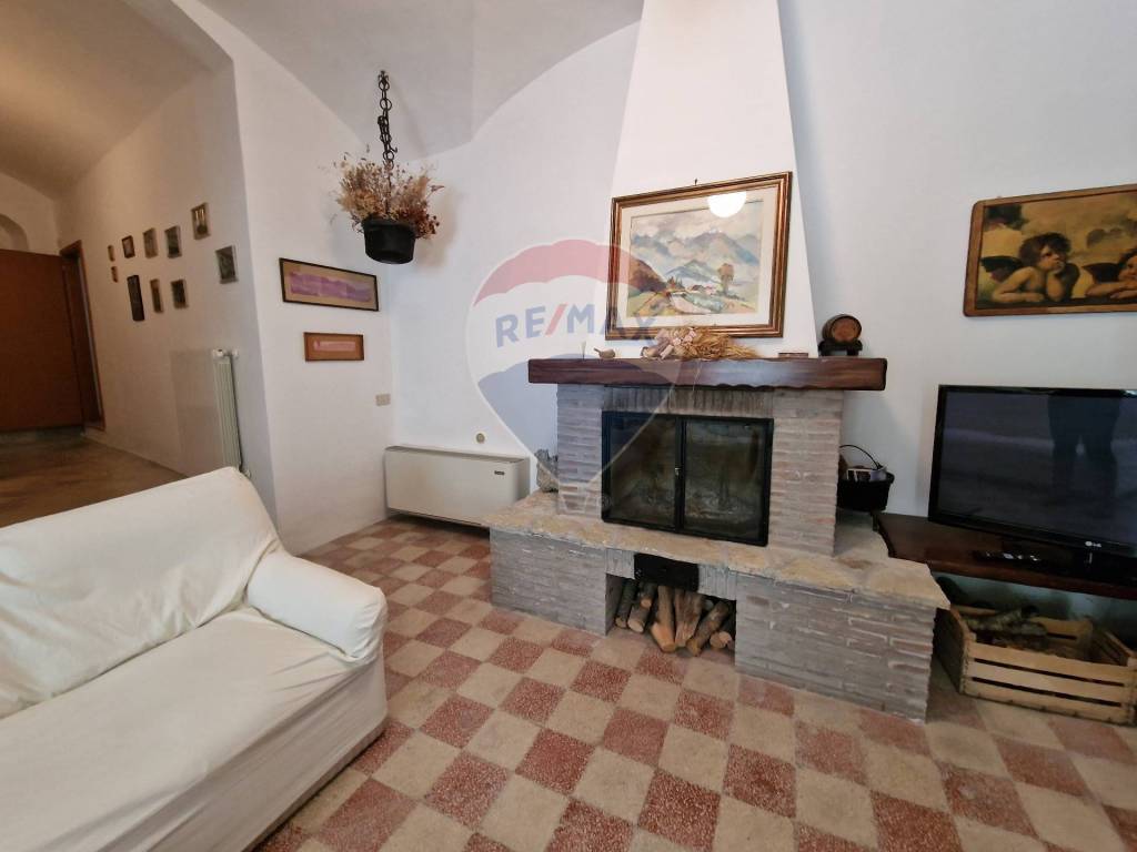 Appartamento a Barrea in Via Salita San Rocco, 4 - Foto 5