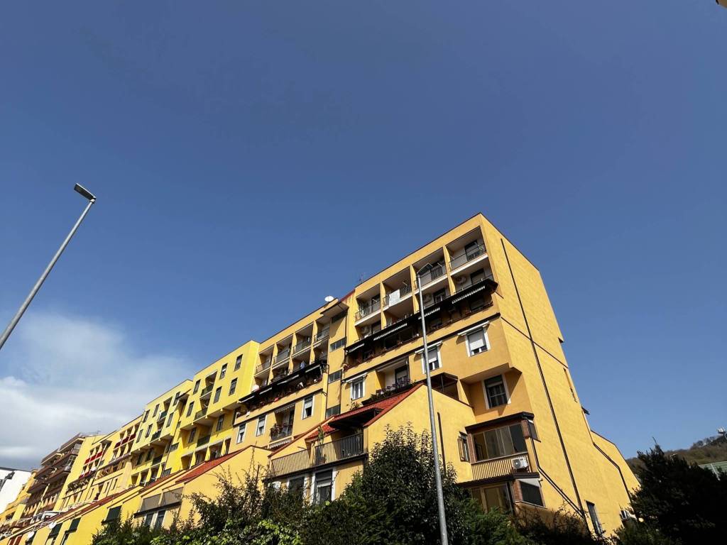 Appartamento a Salerno in Via Gennaro Buongiorno - Foto 2