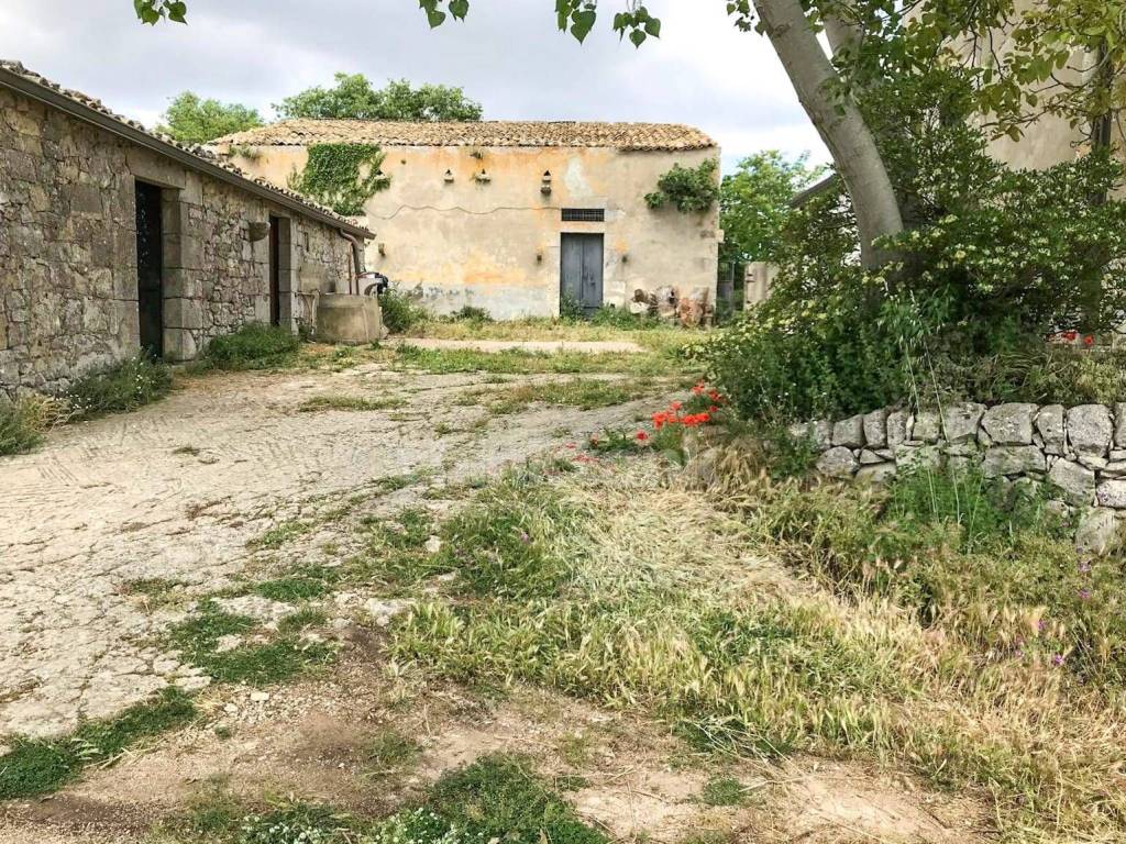 Rustico / casale a Ragusa in Contrada Conservatore - Foto 2