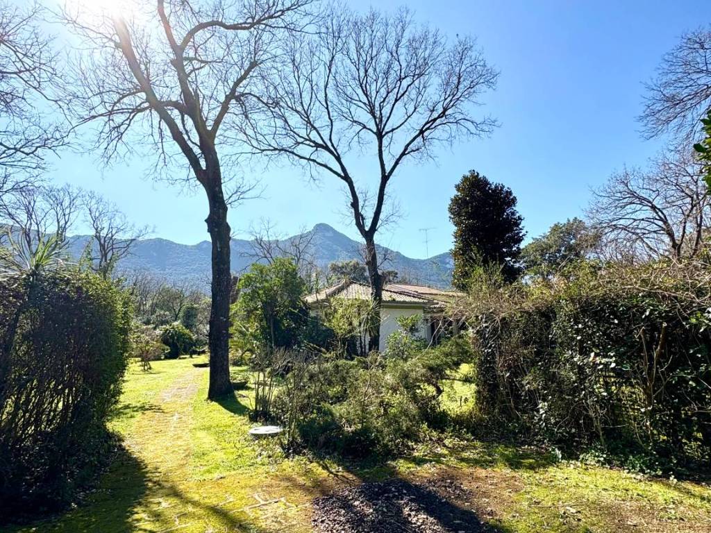 Villa a Sabaudia in Via delle Felci - Foto 3