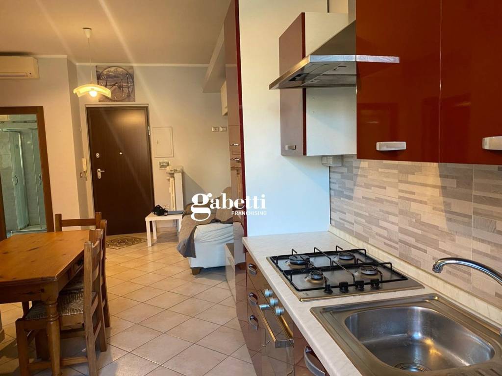 Appartamento a Asti in VIA FILIPPO TURATI - Foto 2