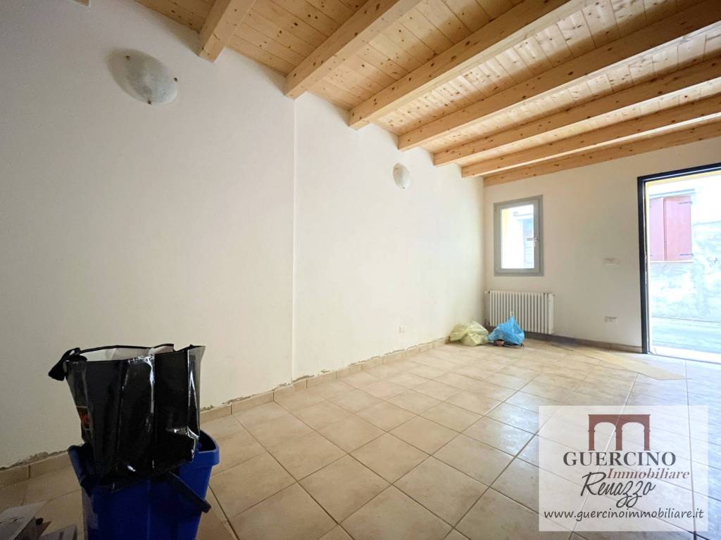 Appartamento a Finale emilia in Via Maurizi, 14 - Foto 4