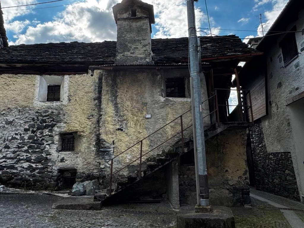 Casa indipendente a Antrona schieranco in Via Santa Maria - Foto 5