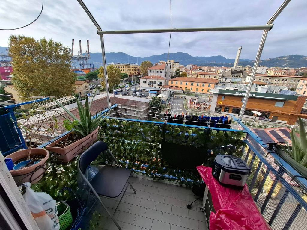 Appartamento a La spezia in Viale San Bartolomeo - Foto 5
