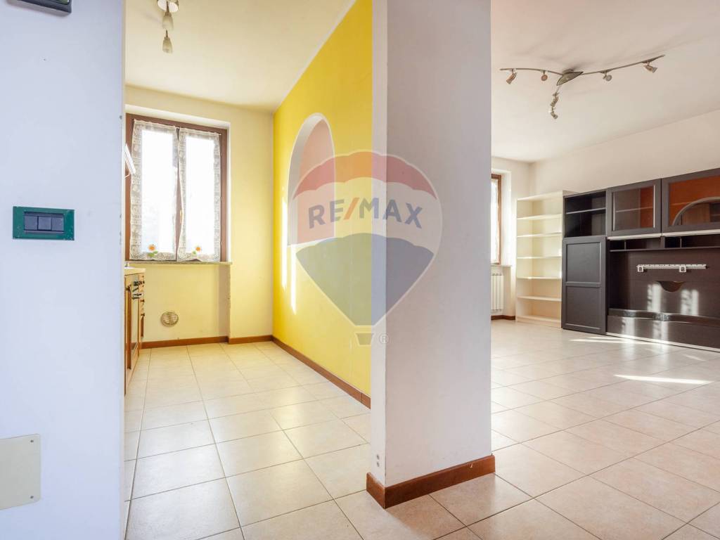 Appartamento a Golasecca in via Roma - Foto 5