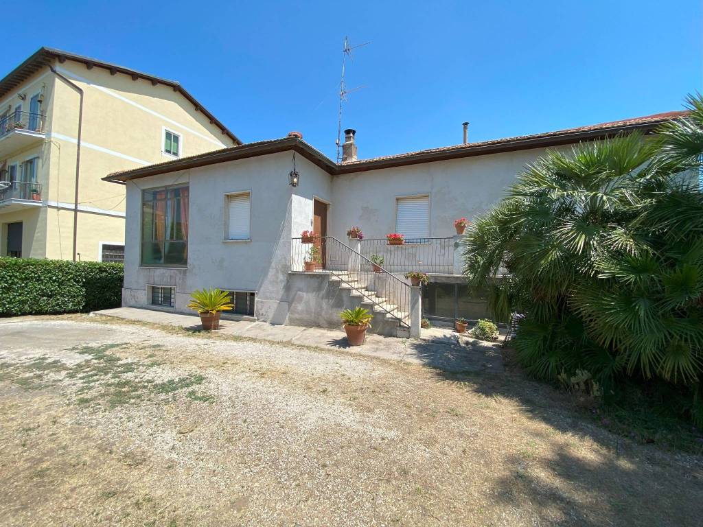 Villa a Montefiascone in Via Cassia - Foto 2
