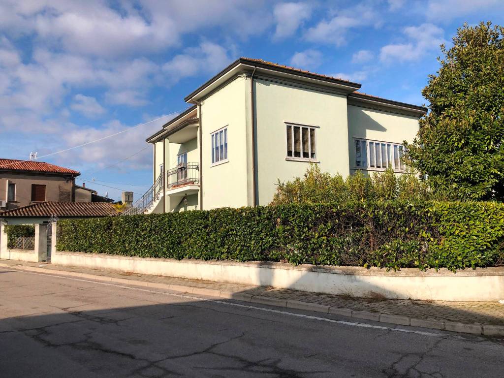 Villa a Porto viro - Foto 3