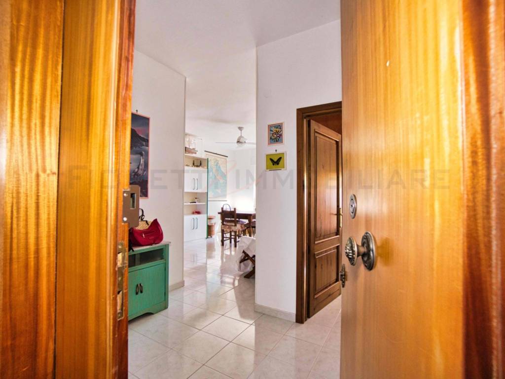 Appartamento a Follonica in Via Milton Bartoli - Foto 2