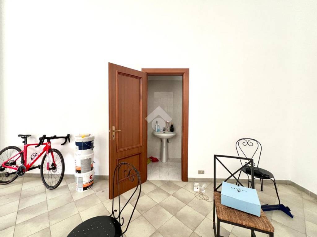 Box / garage a Ceglie messapica in Via Calabria - Foto 2