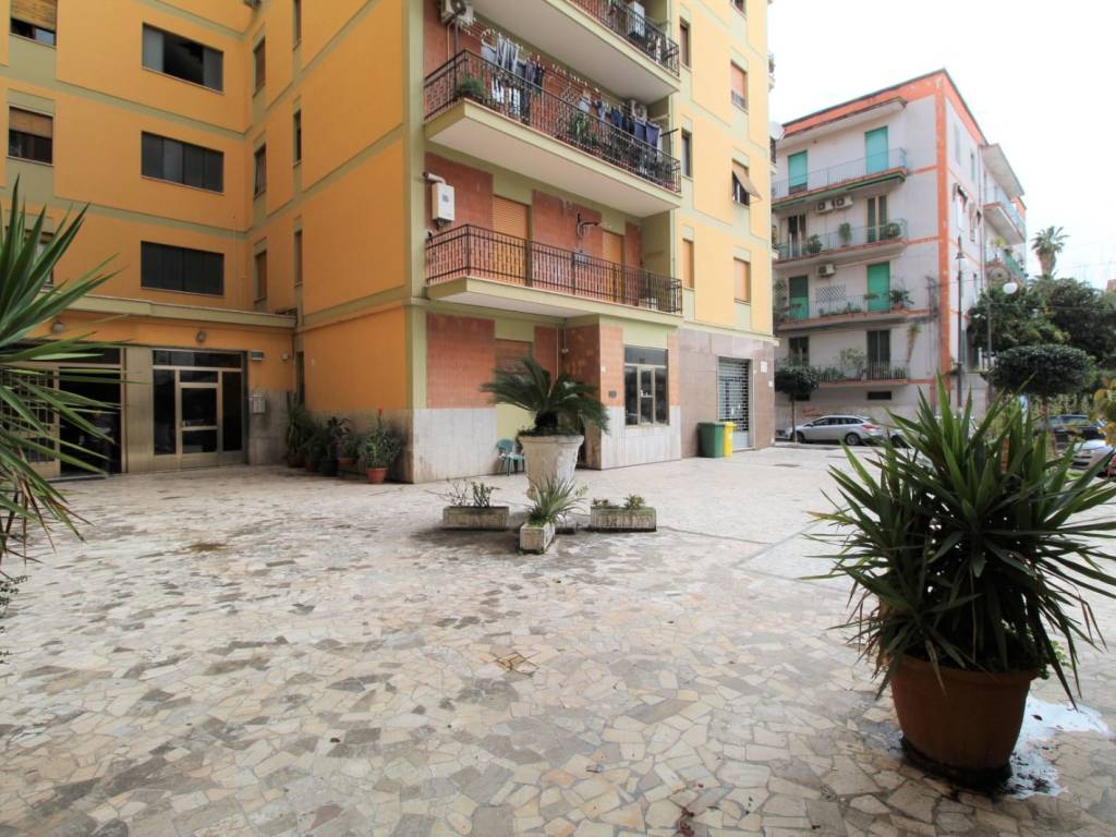 Appartamento a Santa maria capua vetere in Corso Martiri d'Ungheria, 2 - Foto 2