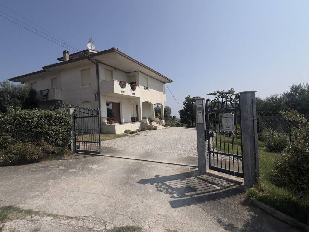 Villa a Fermo in Strada Comunale Vallasciano - Foto 4