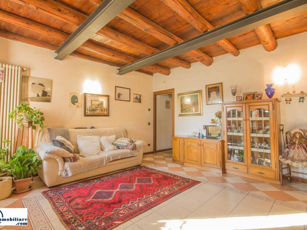 Casa indipendente a Povegliano veronese in via san Giovanni, 10 - Foto 1