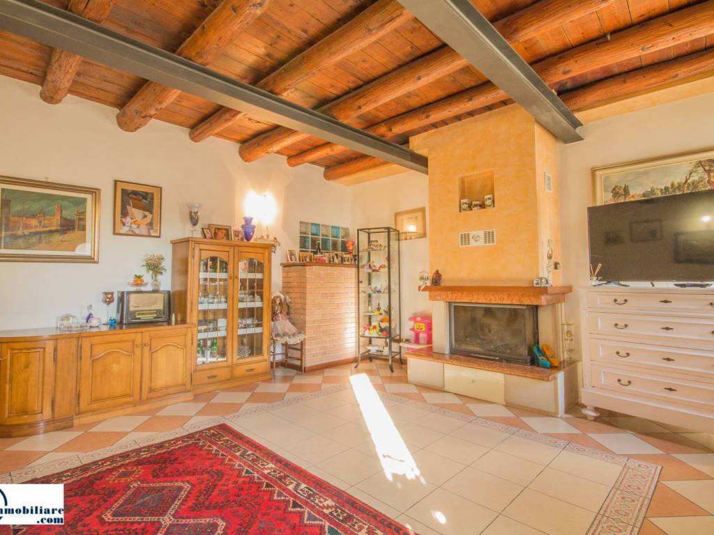 Casa indipendente a Povegliano veronese in via san Giovanni, 10 - Foto 3