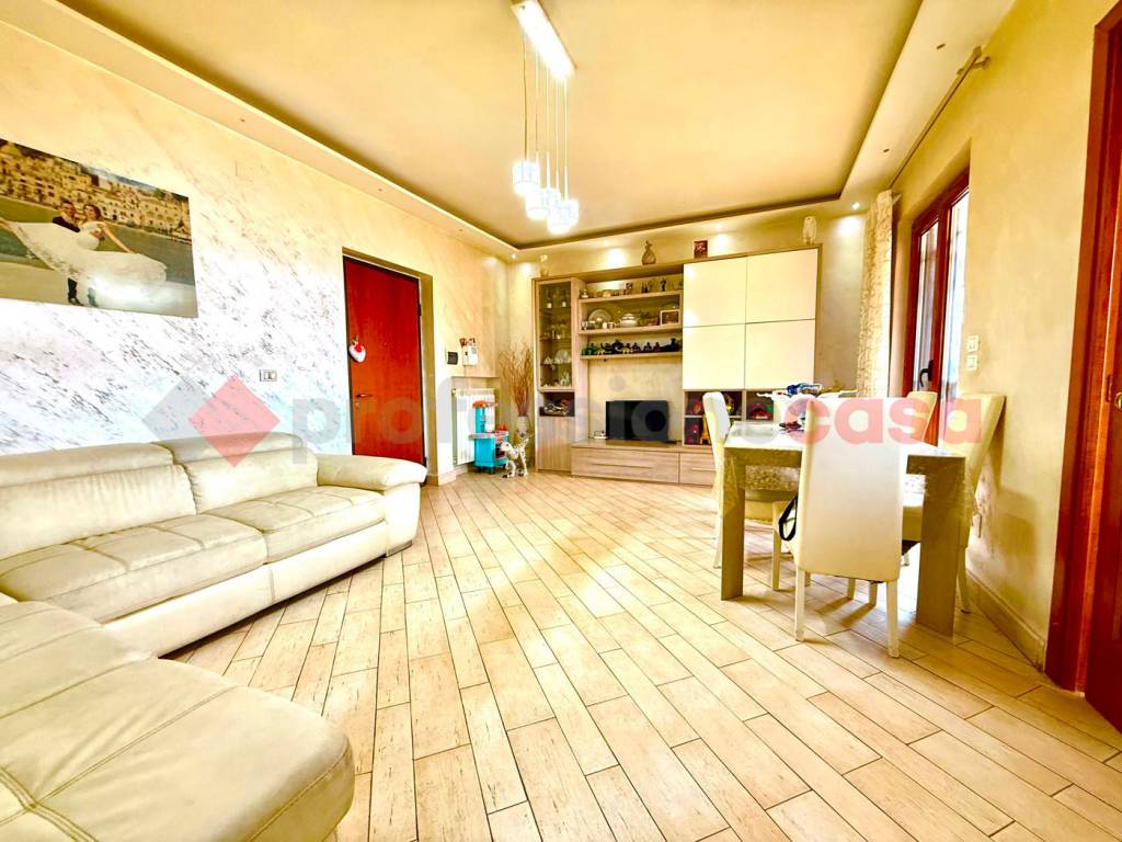 Appartamento a Acerra in Via de gasperi, 195 - Foto 2