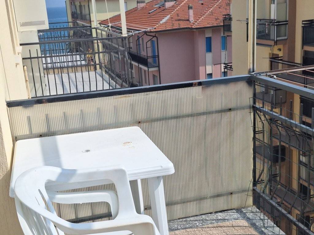 Appartamento a Andora in Via 25 Aprile - Foto 2