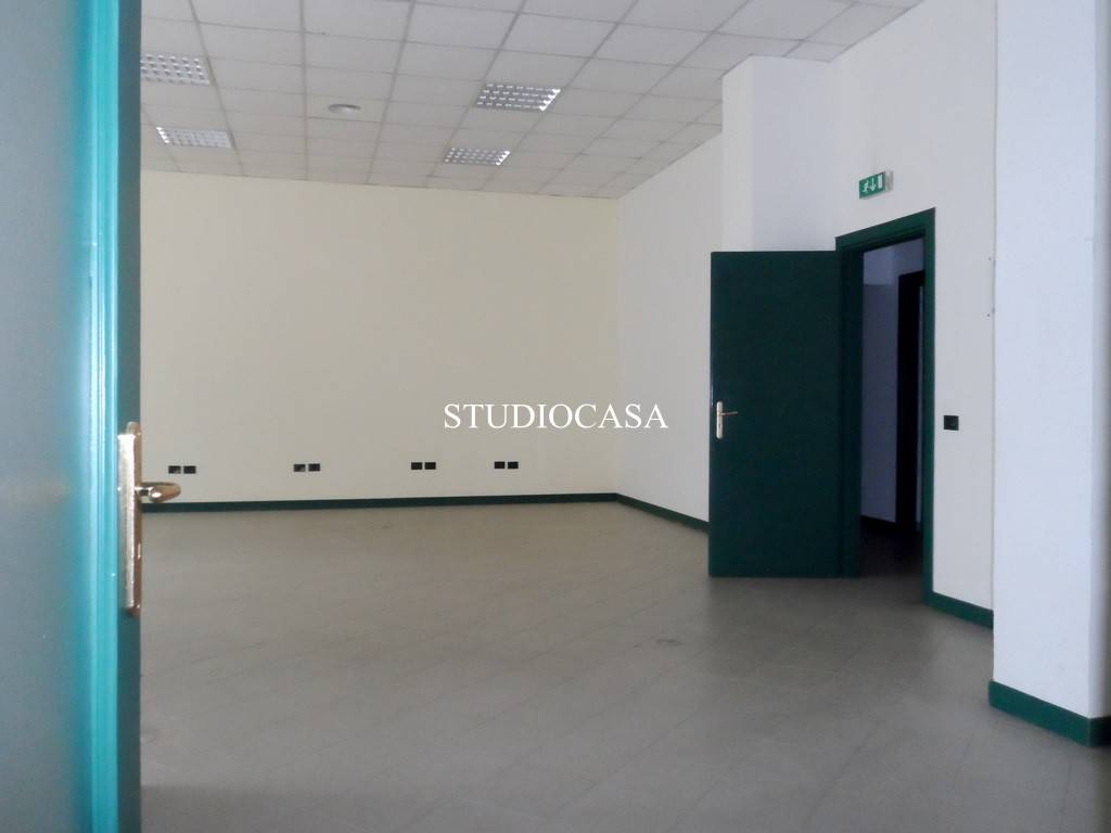 Palazzo / stabile a Caserta - Foto 2