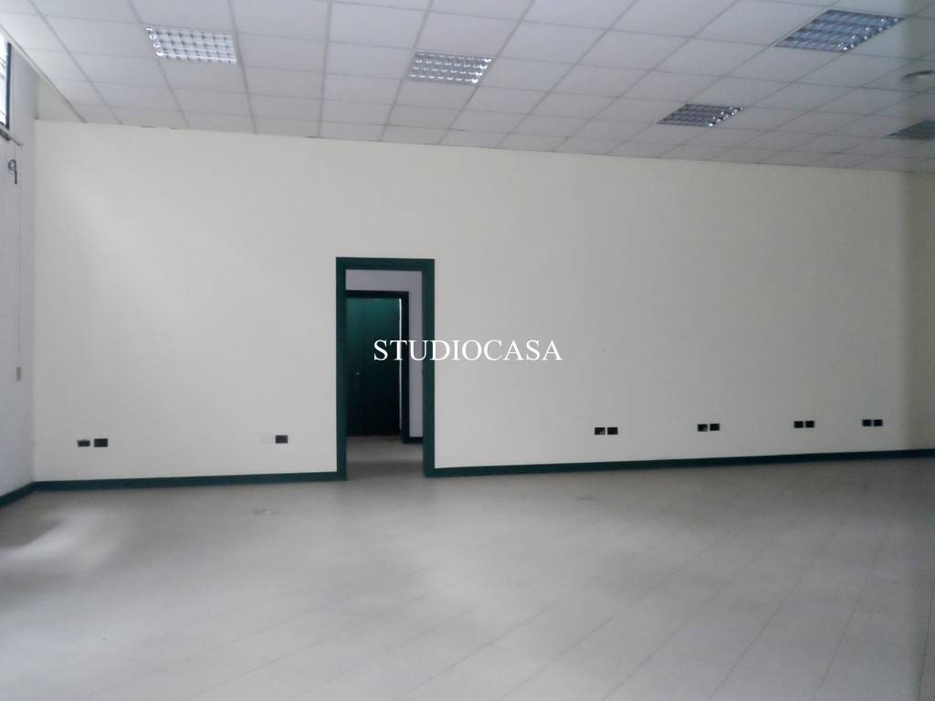 Palazzo / stabile a Caserta - Foto 3