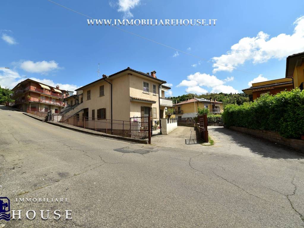 Appartamento a Bolsena in Via della Rena, 24 - Foto 3