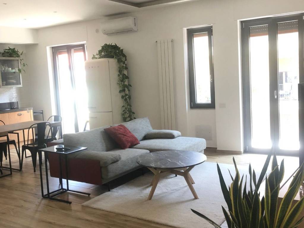 Appartamento a Cava de' tirreni in Via Onofrio di Giordano della Cava - Foto 2