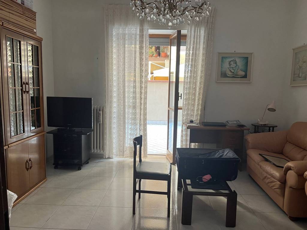 Appartamento a Salerno in Via Luigi Guercio - Foto 2